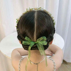 キッズ 女の子 ヘアアクセサリー カチューシャ 髪飾り プリンセス フェアリー 花冠 フラワーリース 森ガール グリーン パール ゴールド かわいい 華やか 手作り ハンドメイド 春夏 発表会 イ