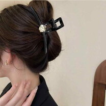 楽天市場】椿（ヘアクリップ｜ヘアアクセサリー）：レディース 