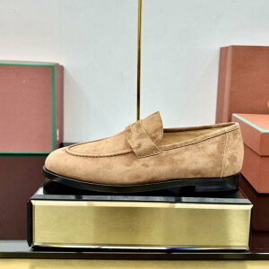 ローファー メンズ 本革 牛革 スエード調 ビジネス カジュアル スリッポン 革靴 ゴム底 ラウンドトゥ 通気性 ローヒール フラットヒール ステッチ 無地 通勤 普段使い デイリーユース 春夏