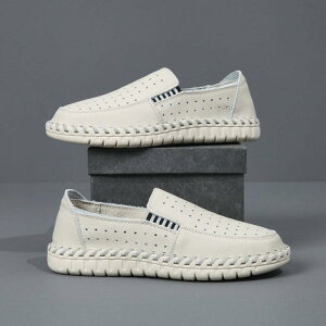シューズ メンズ 男性用 本革 牛革 ドライビングシューズ ローファー モカシン 春夏 通気性 快適 マッサージ機能 カジュアル ゴム底 消臭 吸湿速乾 レザー切り替え 普段使い 多用途