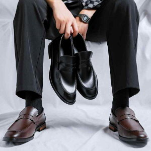 ローファー メンズ 男性用 スリッポン ビジネス カジュアル フォーマル ウェディング 結婚式 英国風 ブリットスタイル 高級感 レザーシューズ 革靴 合成皮革 ゴム底