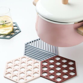 ランチョンマット プレースマット 家庭用 自宅用 プラスチック 樹脂製 EVA素材 耐熱 厚手 シンプル 無地 ストライプ チェック柄 変形 北欧風 キッチン 台所 鍋敷き コースター カップマット 食事用 テーブル保護 汚れ防止 滑り止め 軽量