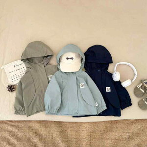 ジャケット ベビー 男の子 春秋 マウンテンパーカー ウインドブレーカー フード付き ポリエステル ジップアップ 韓国 カジュアル アウトドア スポーツ おしゃれ かっこいい