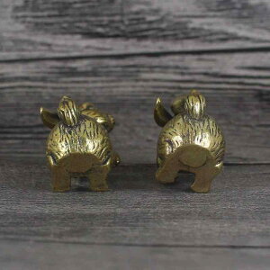 置物 うさぎ 兎 真鍮 銅製 金属工芸品 干支 オブジェ ソリッド 無垢 飾り 高級感 インテリア雑貨 リビング 玄関 デスク 書斎 レトロ アンティーク調