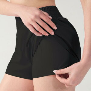 ショートパンツ レディース スポーツ フェイクレイヤード 透け防止 インナー付き ジム フィットネス ヨガ ピラティス 運動 トレーニング シームレス ラインレス 吸湿速乾 伸縮性 ポリエステ