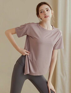トップス レディース ヨガウェア フィットネスウェア スポーツウェア 半袖 Tシャツ 吸汗速乾 通気性 軽量 伸縮性 ゆったり 細見え ランニング トレーニング ジム 普段使い 春夏