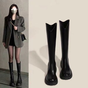 ブーツ レディース ロング丈 騎士風 エンジニアスタイル 柔らか合成皮革 Vカット 厚底 太ヒール ラウンドトゥ バックジッパー 無地 保温性 耐摩耗性 カジュアル 秋冬