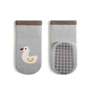 靴下 キッズ ベビー 男児 女の子 春秋冬 室内履き ルームソックス 滑り止め 無縫製 綿 ミドル丈 やわらか 快適 歩行練習 防寒 普段使い