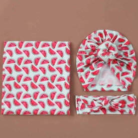 ベビー 新生児用 男の子 女の子 かわいい 花柄 帽子 ヘアバンド 毛布 三件セット 綿 ピンク ブルー イエロー モロー反射防止 おくるみ