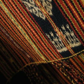 インドネシアの絣織 ティモール島のイカット タペストリー 飾り布 プレゼント アジアン 母の日 エスニック コットン インテリア