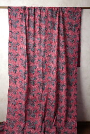 インドネシア 手染めバティック 木綿生地 ピンク 紺 ろうけつ染め 更紗 服生地 プレゼント アジアン クリスマス ハンドメイド 手作り エスニック コットン 【商用利用可能】