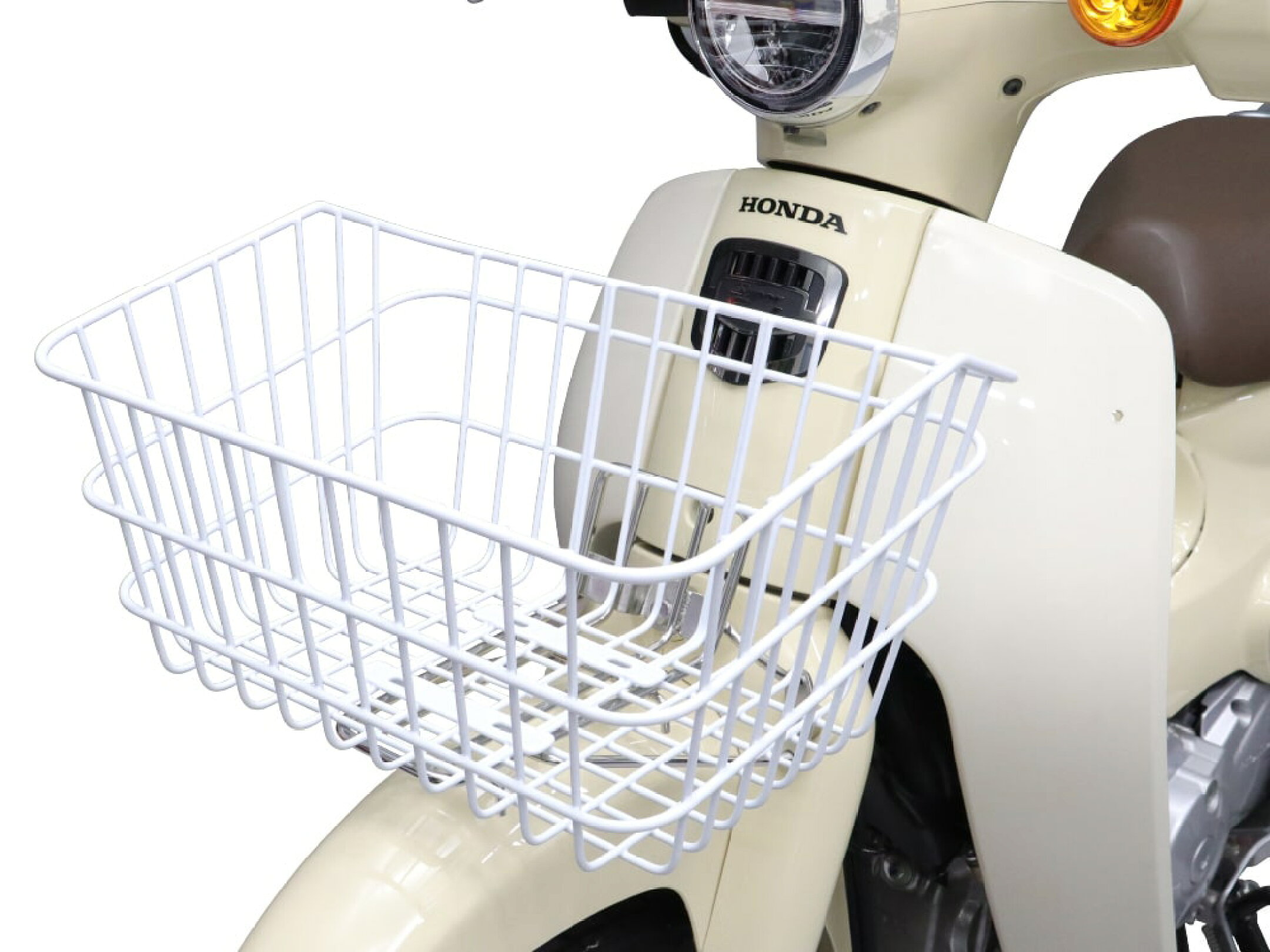 スーパーカブ110 JA44にホワイト（Mサイズ）装着