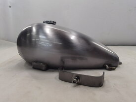 T-129　YAMAHA　ヤマハ　ドラッグスター400　インジェクション仕様　ドラッグスタークラシック400 　DSC400 ボルトオン　タンク製作工房
