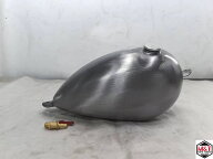 T-171　ハーレー　汎用　ナロー　ピーナッツタンク　カスタムタンク　ミディアムトンネル仕様　タンク製…