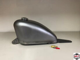 T-83 ホンダ　V-ツインマグナ250 V-TWIN MAGNA VT250 スポーツスタータンク　9L タンク製作工房