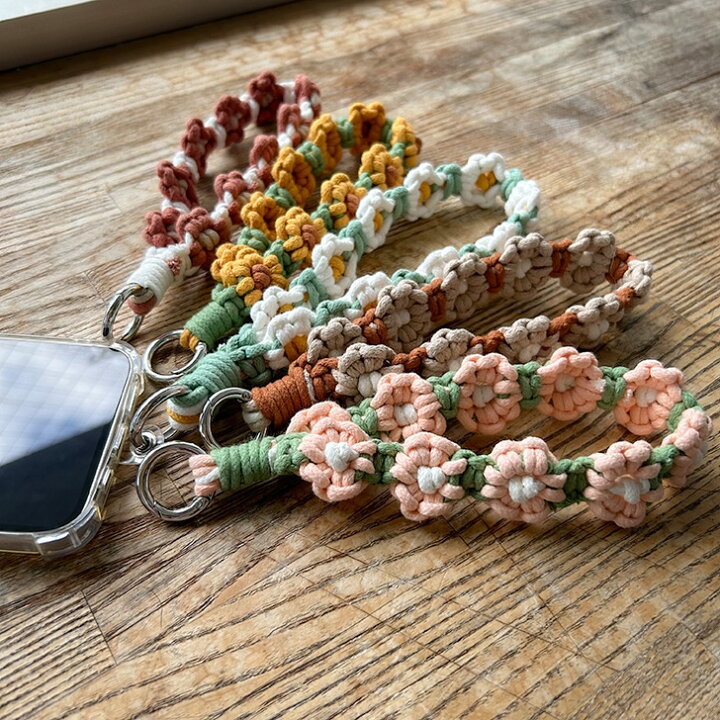 cotton＊フラワーハンドストラップC＊名前キーホルダー付き＊マクラメ 