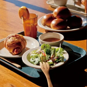 y LTCY zMade in U.S.A. CAMBRO CAMTRAY SQUARE L Lu Jg[ XNGA