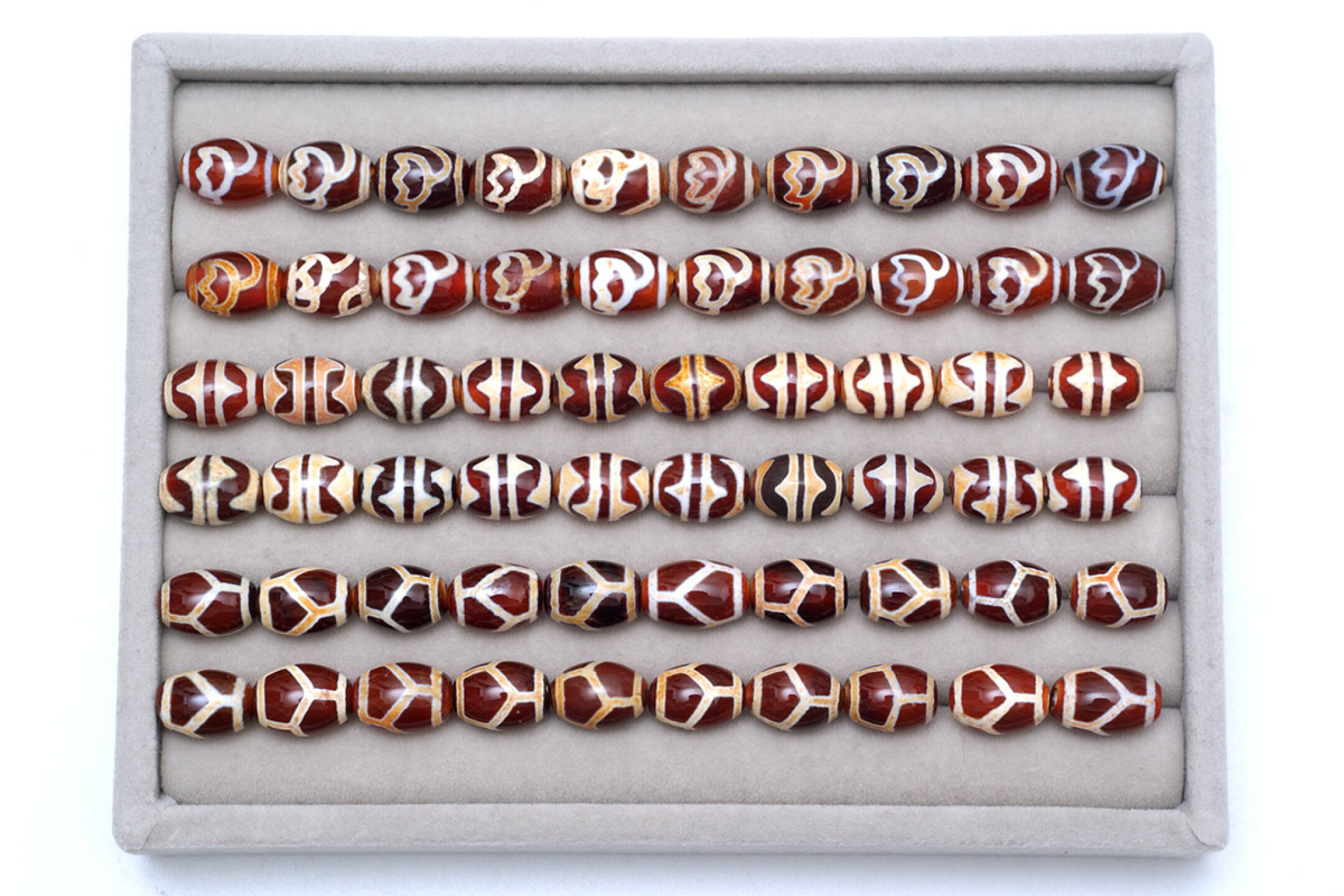 ＞＞＞【トレイ３】紅玉髄天珠の小型14×10ｍｍ（2/2）