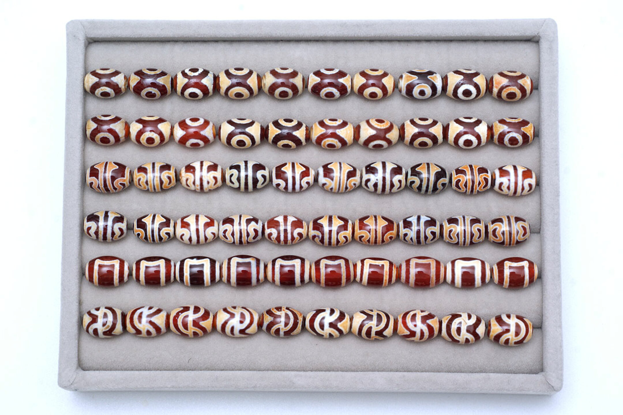 ＞＞＞【トレイ６】紅玉髄天珠の小型14×10ｍｍ（2/2）