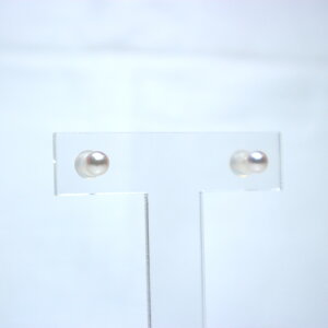 日本産本真珠使用K18アコヤ真珠ピアス(4.5mm珠)【真珠 本真珠 あこや真珠 アコヤパール パール ピアス スタッドピアス パールピアス アクセサリー K18 スタイリッシュ おしゃれ】