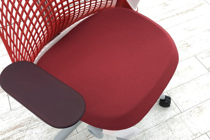 楽天市場】【未開封未使用品】 ハーマンミラー セイルチェア ミドル 