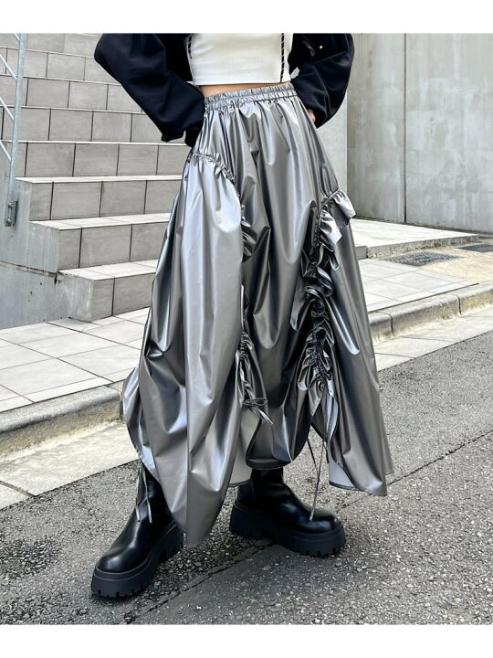 SALE 20 OFF メタリックドロストギャザースカート PAGEBOY ページボーイ スカート ロング・マキシスカート シルバー ブラック RBA E 送料無料 Rakuten Fashion PAGEBOY