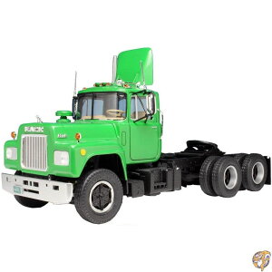 プラッツ AMT1039 1/25 マック R685ST セミ・トラクター 未塗装プラスチックモデルキット