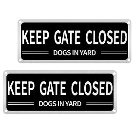 KEEP GATE CLOSED DOGS IN YARD ブラックアルミ製 ゲートサイン 2パック