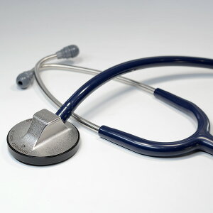 PcfBR f TStHlbg No.132 _[NlCr[ KENZMEDICO@Xe[g