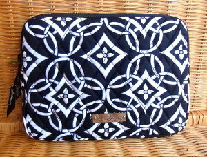 ���������I Vera Bradley ���F���u���b�h���[ E���[�_�[�P�[�X E-Reader Sleeve Concerto