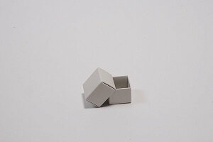~jlpBOX w Op Mtg{bNX 20Zbg Iׂ6F n | i3cm×3cm×2.7cmj| ` ϔ bsO  BOX ~j{bNX   pbP[W i | X p