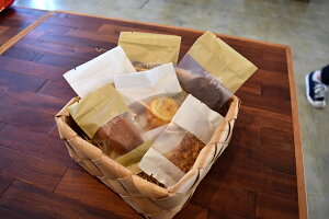 KXoA 70×135 ~N / JtFIi1Zbg100j