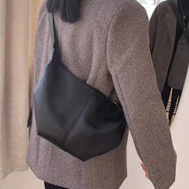 ショルダーバッグ レディース ハンドバッグ 斜めがけ 大人 軽量 軽い A4 海外旅行 多収納 レザー 肩掛け ミニバッグ ポーチ 通勤 かわいい おしゃれ 大人可愛い sale セール