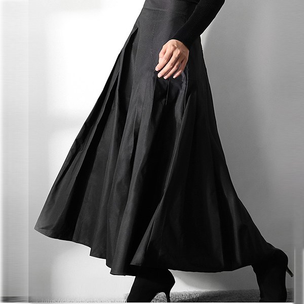 【感謝価格】 個性的 ロングスカート マキシ丈スカート ブラック タックスカート 大人カッコいい 20代30代40代50代 送料無料