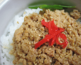 鶏そぼろ丼の具