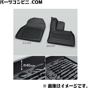 TOYOTA �g���^ ���� �X�m�[���W���[�p�t���A�}�b�g �t�����g(�^�]�ȁE�����) 08210-42600-C0 / Bz4x�c�[�����O ( XEAM12 / XEAM17 )