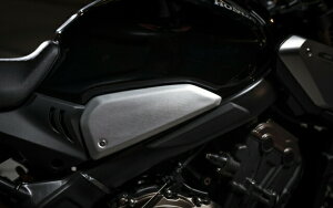 HONDA CB650R/CBR650R �A���~�T�C�h�J�o�[ 08F75-MKN-D50