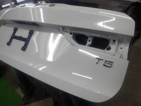 ★ボルボ V90 DBA-PB420 T5 モメンタム 前期★バックドア 614 アイスホワイト