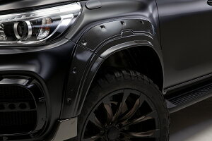 HILUX 125 O H29.9R2.7 WALD SPORTS LINE BLACK BISON EDITION I[o[tF_[ FRP lzs s (Ԋ֌W@l)