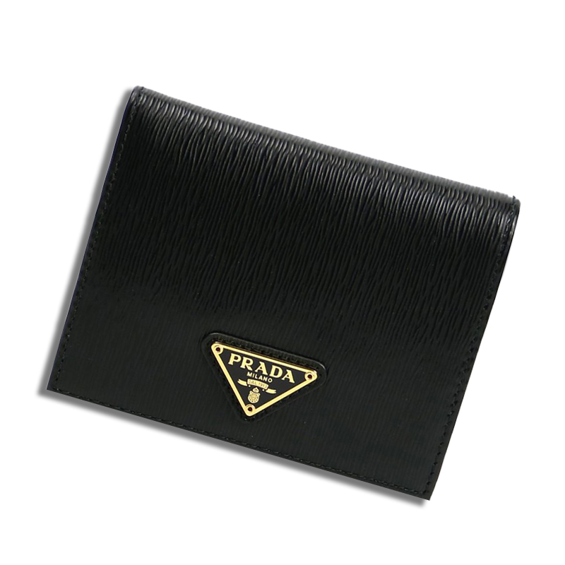 プレートタイプのブランドロゴが引き立つデザインのPRADA プラダの二つ折り財布です PRADA 国内最安値 プラダ 1mv204 vitello 最大75％オフ！ tr 二つ折り財布 ブラック NERO move
