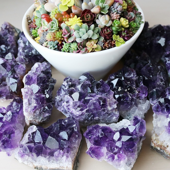 アメジスト クラスター ミニ 原石 ウルグアイ産 おまかせ 1個 50ｇ〜70ｇ 紫水晶 置物 | 天然石のお店 Pasmii