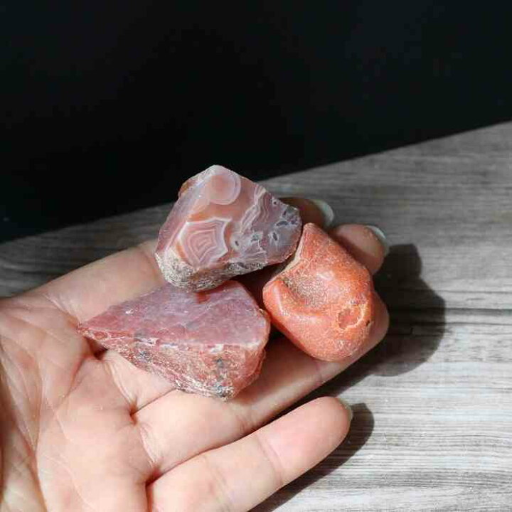 楽天市場】赤瑪瑙 原石 50g 天然石 アゲート 握り石 マクラメ ★Agate 赤瑪瑙 玛瑙 メノウ Rough Gemstone 原石 โมรา