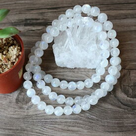 ムーンストーン 3連 ブレスレット レインボームーンストーン 6月誕生石 天然石 パワーストーン 白い石 誕生日 プレゼント 記念品 記念 贈り物 レディース メンズ コレクション ご褒美 母の日