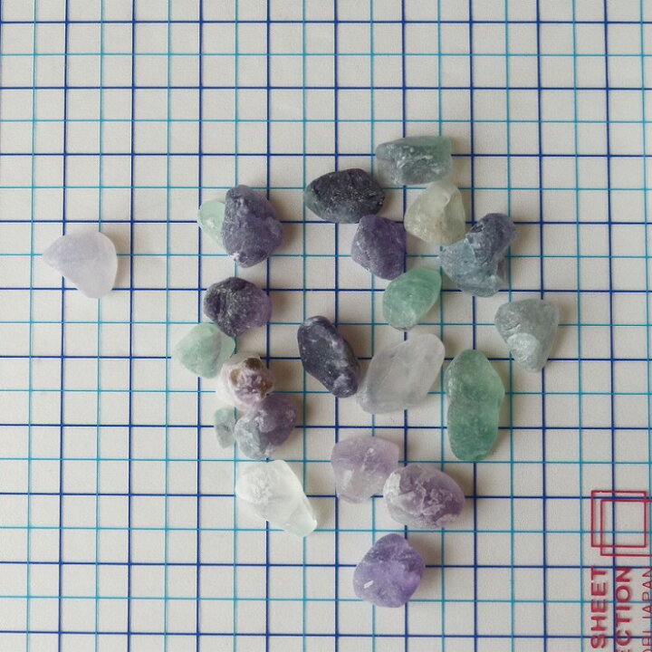 楽天市場】さざれ石 蛍光フローライト 50g Fluorite 蓄光 さざれ 浄化 