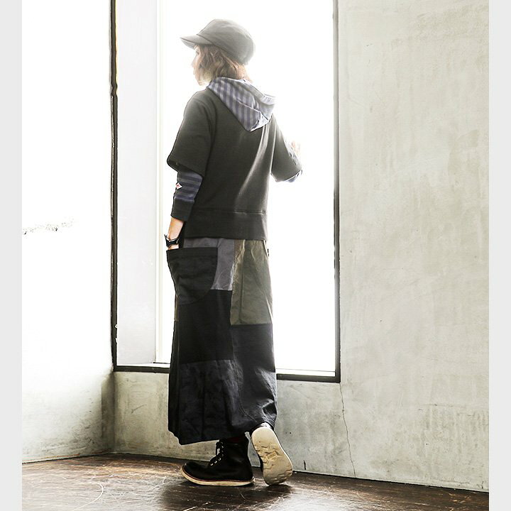 楽天市場 ワンピース スウェットワンピース ドッキング マキシワンピ ロングワンピ レディース バックプリント 着痩せ スカート ロングスカート マキシ スカート 半袖 重ね着風 ミリタリー ジップポケット リメイク パッチワーク メンズライク Paty パティ Oar S オールズ