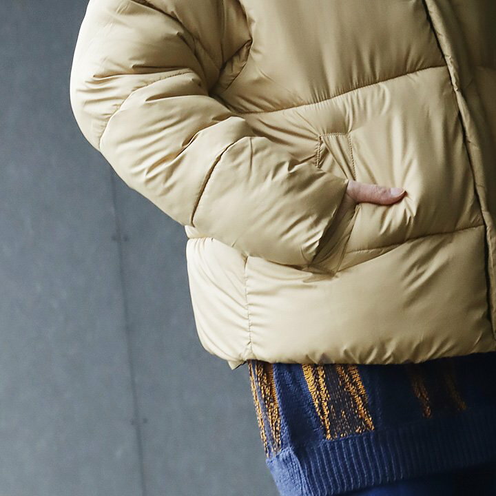 楽天市場 アウター 中綿 ジャケット メンズ レディース パデットジャケット 中綿 マット ナイロン 布帛 ハイネック 袖口リブ ドローコード 暖かい 防寒 軽量 水に強い 冬服 冬 メンズライク 大人カジュアル Paty ｐａｔｙ