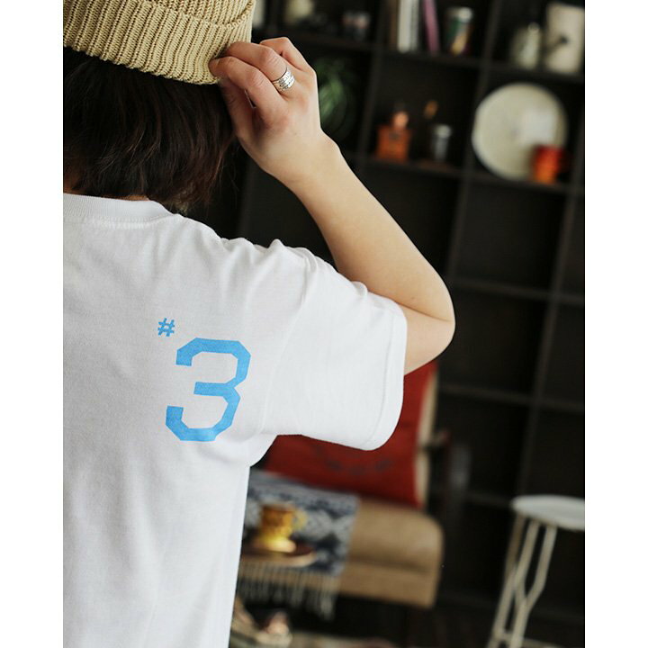 楽天市場 Tシャツ 半袖 ティーシャツ プリントt レディース クルーネック ロゴ プリント 丸胴 綿100 生地 しっかり 丸胴 シンプル ボックスシルエット 重ね着 おしゃれ アメカジ メンズライク Paty パティ Vanilla Fudge バニラファッジ ｐａｔｙ