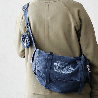 バッグ ショルダーバッグ デニム プリント ジップポケット 多収納 たくさん入る ミニポーチ付き お出掛け カジュアル パティ