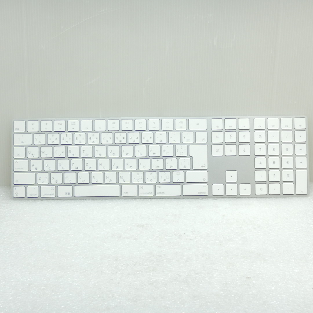 プレゼント 中古 Bランク Apple アップル Magic あす楽 日本語キーボード Keyboard テンキー付き 宅配便送料無料