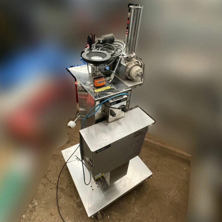 楽天市場】中古｜液充填装置 不明 アラハタフードマシン 2014年 充填機 